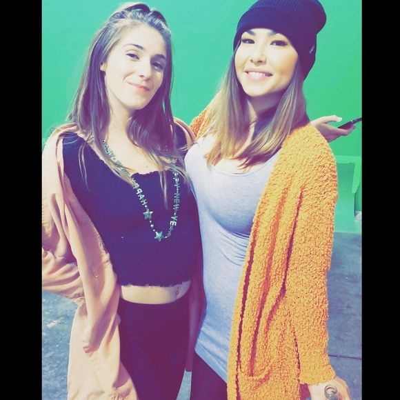 Meet your Posher, Shawna - Picture 1 of 1